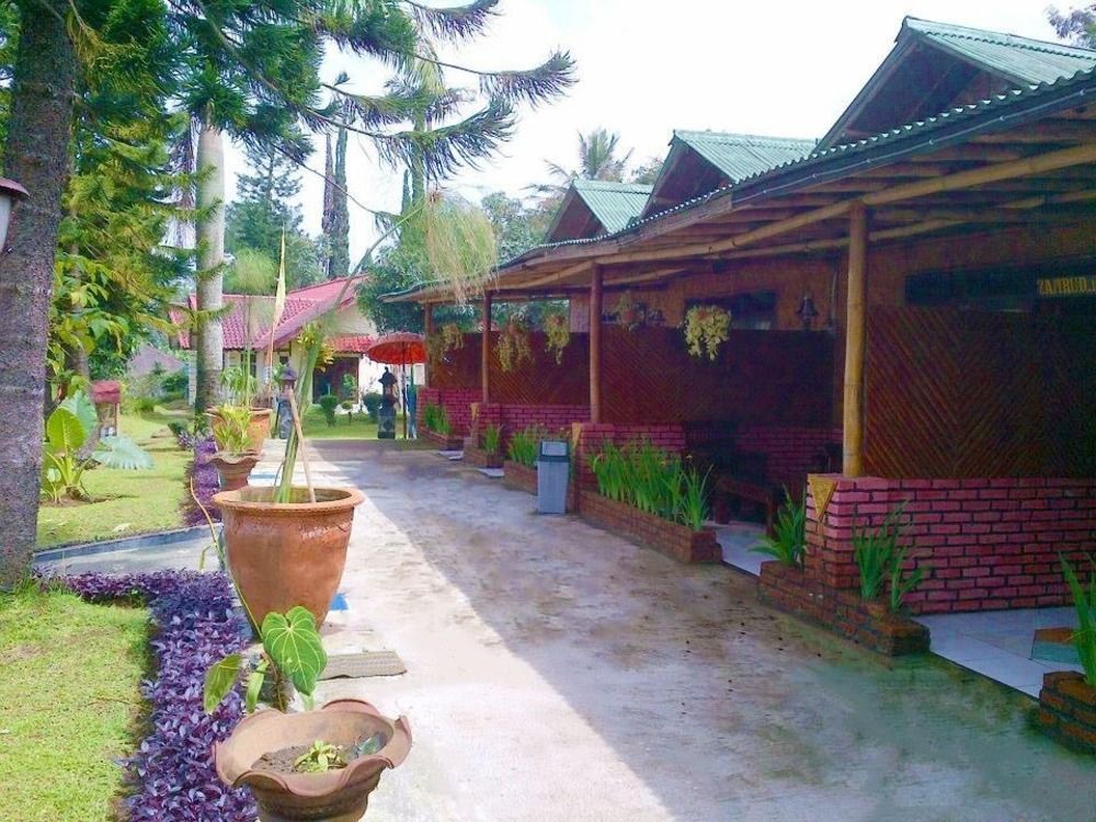 Sitamiang Resort Hotel Bogor Kültér fotó